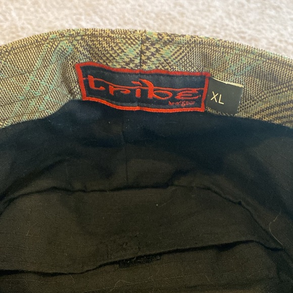Tribe fitted plaid hat. Size XL - Picture 4 of 5